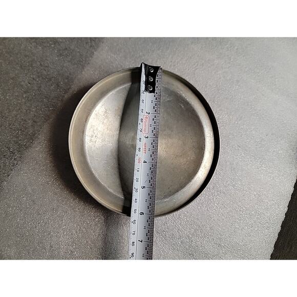 Vintage Metal Red Replacement Lid 6 1/8" Outer 6" Inner No Dents/Dimples - Picture 4 of 7